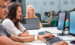 CURSOS Y LABORATORIOS